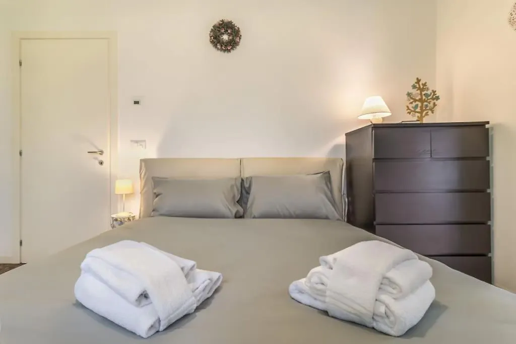 Liberty House@Trainstation Apartment Treviso Italy