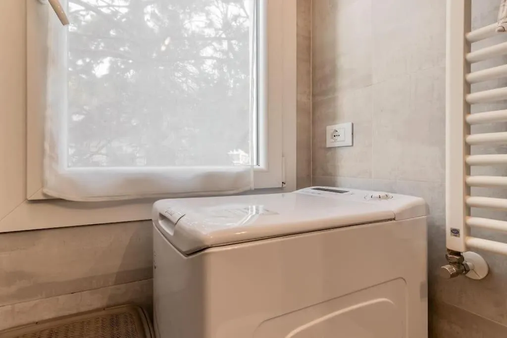 Liberty House@Trainstation Apartment Treviso 0*,  Italy