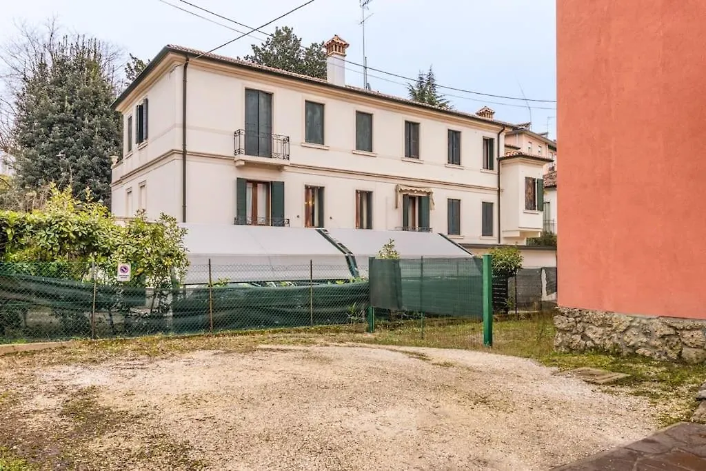 Liberty House@Trainstation Apartment Treviso